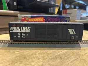 HO Scale Roundhouse Montana Rail Link 50' outside braced double door box car - Picture 1 of 10