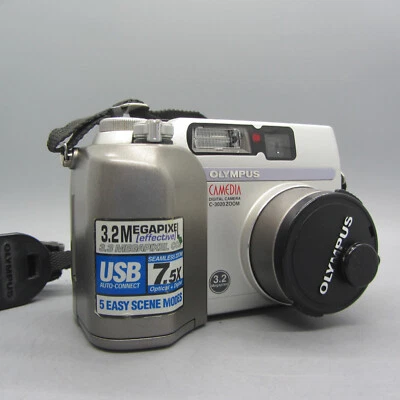 Olympus Digital Camera Camedia C-3020 Zoom 3.2MP Silver Tested - Image 1 of 4