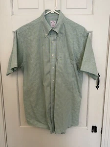 BROOKS BROTHERS SIZE MEDIUM ORIGINAL POLO SHIRT GREEN PLAID BUTTON UP - Picture 1 of 4