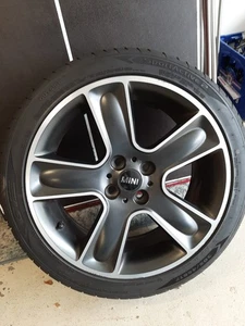 Mini Alufelgen Black Star Bullet 111 mit neu Bereifung  - Bild 1 von 5