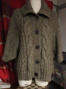 Strickjacke Größe 20 braun/khaki mit 3/4 Ärmeln von Marks and Spencer - Bild 1 von 5