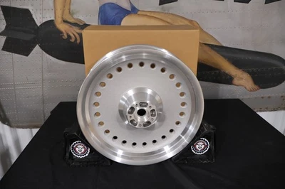 41038-07 NEW OEM 2007 HARLEY-DAVIDSON FLSTF SOFTAIL FATBOY FRONT WHEEL - Image 1 of 4