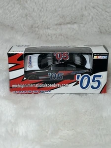 Nascar 2005 Michigan International Speedway Chevy Monte Carlo Boxed Replica '05* - Picture 1 of 17
