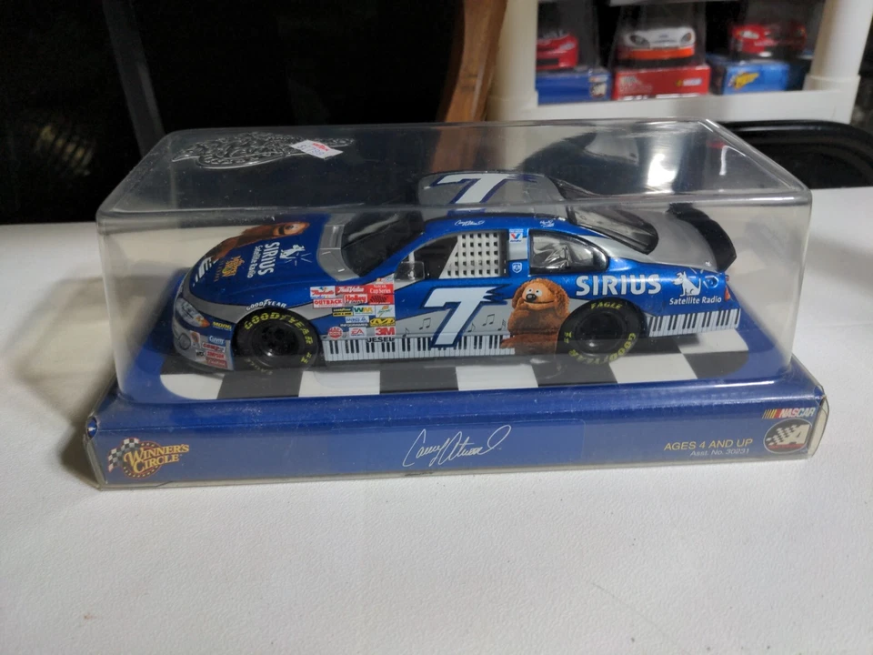 Action Winners Circle 2002 Casey Atwood #7 Die Cast Model Collectible Scale 1 24