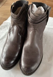 DESIGNER BROWN LEATHER SHEARLING LINED SIDE ZIP ROUNG TOE ANKLE BOOTIE S9 - Picture 1 of 12