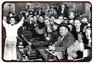 Letrero de lata de metal de la prohibición termina bebidas en la casa 8 x 12 - Imagen 1 de 1