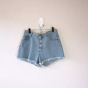 Umgee Jeans Shorts Distressed Frayed Stretch Denim Buttonfly Juniors Size 7 NWTs - Picture 1 of 9