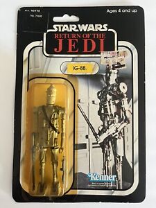 1983 IG-88 Kenner 77 NEAR MINT Return of the Jedi Droid. Carded Punched.