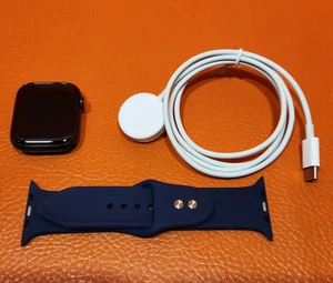 Apple Watch Series 7 Titanium Case 45mm GPS + LTE 32 GB Black Untested For Parts - Photo 1 sur 18