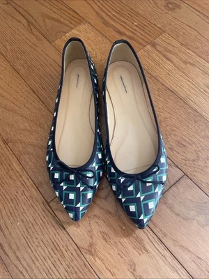 J. Arco Kiki Crew para mujer en verde/negro/blanco guinga 6,5 pisos de ballet Foto 1 de 4