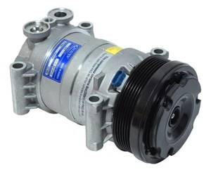 UAC CO 20151C A/C Compressor - Foto 1 di 2