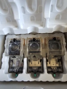 Genuine Xerox 108R00493 Stacker Staples Pack, 3 Cartridges x 5,000 Staples Each - Picture 1 of 3