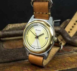 Reloj soviético", ""RAKETA"" , reloj vintage urss. reloj vintage calendario. verlo - Imagen 1 de 5