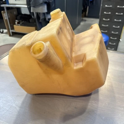 Kawasaki X2 X-2 650 1986-1994 pila de tanque de combustible de gasolina moto acuática 51004-3704 Foto 1 de 4