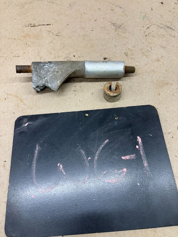 1973 1978 1979 Ford F150 F250 F350 351M 400 ALUMINUM ALTERNATOR SPACER PAIR SET Foto 1 de 4