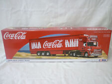 Caminhão Coca Cola Marca Guisval Custom Scania Em Plástico E Metal Novo  Escala 1.64 Tamanho 7cm