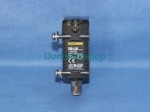 OMRON E3G-L36 Photo Optic Switch - Picture 1 of 3