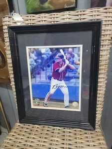 Brian McCann Signed 8x10 Photo Atlanta Braves Framed Red Jersey MLB  - Picture 1 of 5