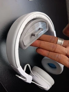 Headphone Hanger Wall Mount Under Desk Hook for Sennheiser Sony Bose Beats - Picture 1 of 1