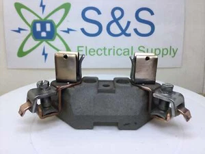 B&C Porcelain Meter Socket Replacement Block 100-200 Amp - Picture 1 of 6