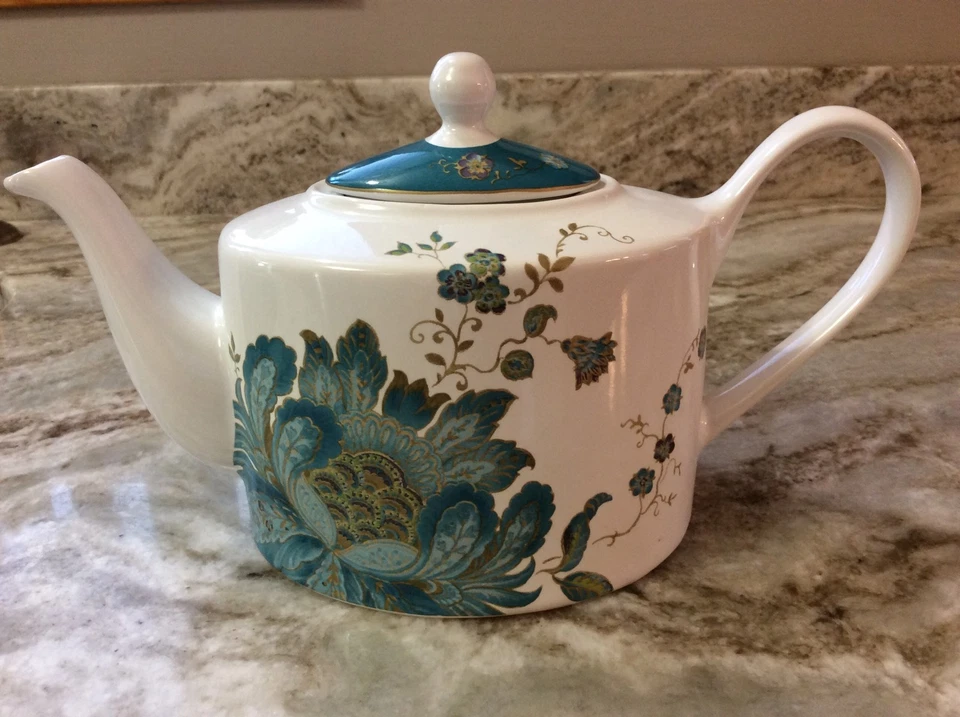 Tetera Fifth Eliza Teal 222. Hermoso. Porcelana. Nuevo. Foto 1 de 4