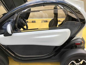 CLEAR OEM ORIGINAL RENAULT TWIZY Windows / Protection Version 2 - Foto 1 di 19