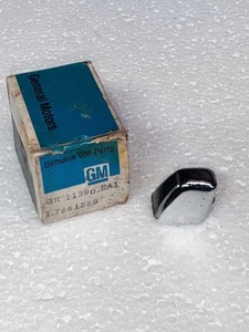 NOS 1968 1969 CHEVROLET CORVETTE SEAT BACK RELEASE BUTTON KNOB 7661259 GM - Picture 1 of 6