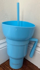 Bicchiere da stadio FORMFIT BLU 2 IN 1 SNACK AND DRINK senza BPA 32 OZ - Foto 1 di 6