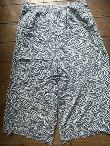 H&M Blue and White Swirl Pattern Wide Leg Trousers. Size XL 16-18 VGC - Picture 1 of 7