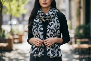Women's Camo Fashion Leopard Print Frayed Scarf Ladies Neck Wrap Scarve 8190 - Picture 1 of 4