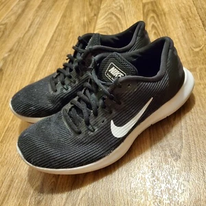 Nike Flex Run RN 18 Shoes Women Size 6.5 Running Black AA7408-018 - Picture 1 of 7