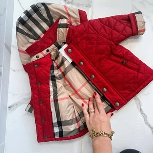 3-6 Monate authentische BURBERRY Baby Junge Mädchen Kapuzenjacke Jamie rot Mantel gesteppt - Bild 1 von 12