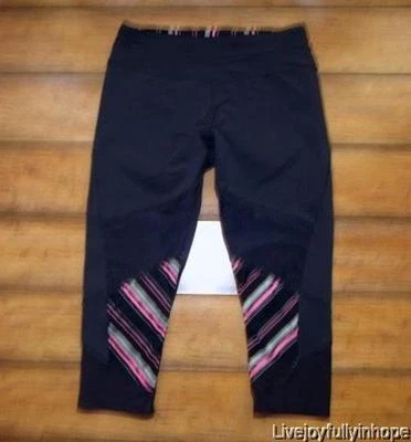 KYODAN ~ Sz Medium ~ COMPRESSION STRETCH Diagonal Strip Yoga Fitness Crop Pants - Image 1 of 4