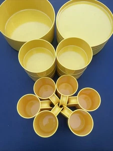19pz Vintage MCM Heller Massimo Vignelli Italia Giallo Piatti Impilabili Ciotole Tazze - Foto 1 di 11