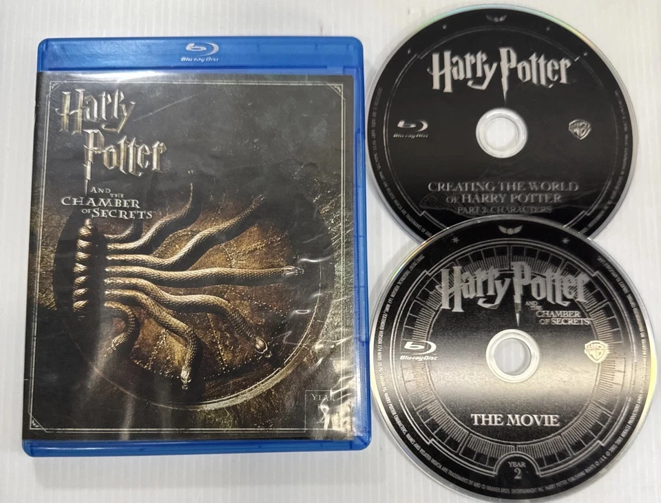 Harry Potter and the Chamber of Secrets (Special Edition Blu-ray 2-Disc Set) - Image 1 of 1
