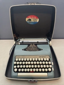 Vitntage 1960s? Smith Corinna Sterling Typewriter W/ Case: Working - Picture 1 of 13