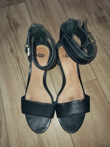 Sandali donna Ugg alla caviglia con zeppa bassa misura 8 5 stile 1009708 (Y1)