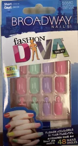 **LOOK** 2 Packs of Broadway Fashion Diva Nails #56680 BMFD02 Short (Mishmash) - Picture 1 of 1