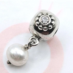 ● Original Pandora Charm Clip "Perle der Weisheit" 790873 Weiße Perle, Silber - Bild 1 von 4