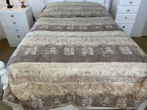 Vintage Brown Abstract Print Quilted Cotton Blend Large Queen / King Bedspread - Picture 1 of 19