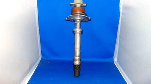 USED 1988-1995 V8 CHEVROLET GMC TRUCK VAN CAMARO IGNITION DISTRIBUTOR ( NO CAP ) - Picture 1 of 5