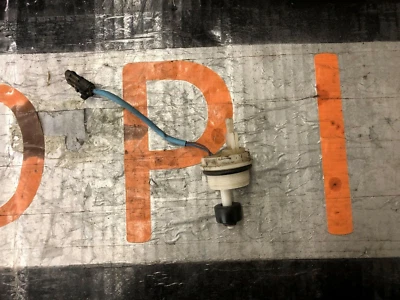 6.6L Duramax Water-in-Fuel Sensor Separator 12639277 - Image 1 of 3