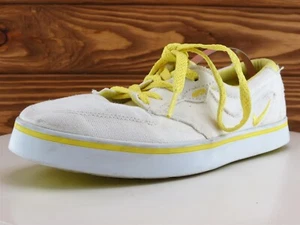 Nike Size 8 Sneaker White Fabric M 6.0 Lace Up - Picture 1 of 10