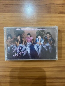Selena y Los Dinos - Cassette Tape - Mis Primeras Grabaciones - SEALED RARE - Picture 1 of 2