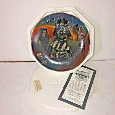 1997 STAR WARS HEROES AND VIILIANS DARTH VADER HAMILTON COLLECTORS PLATE - Image 1 of 4