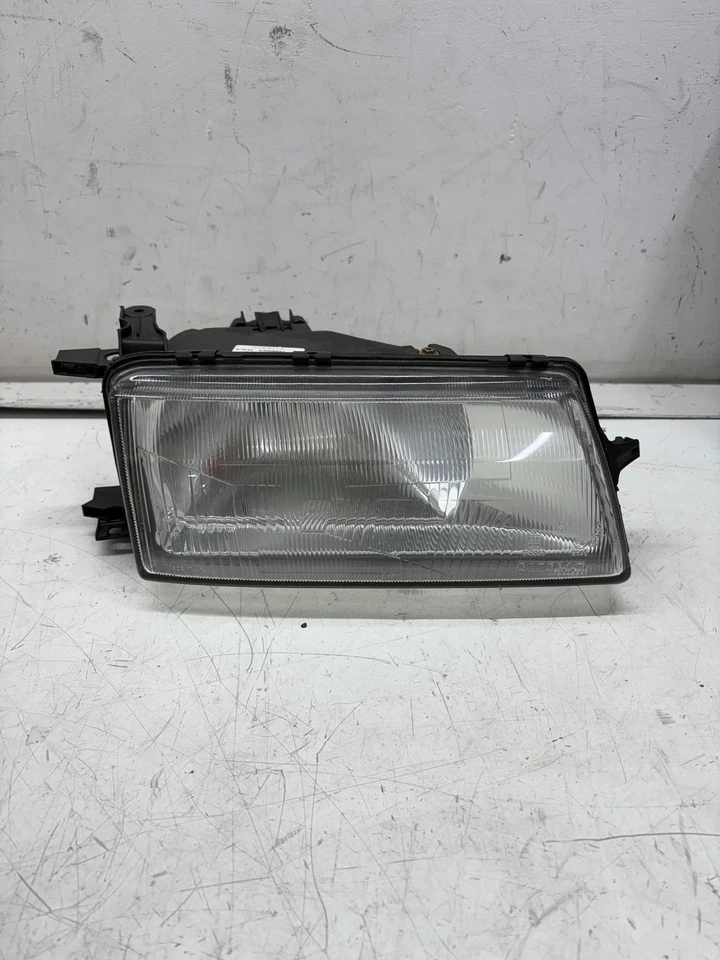 FARO ANT DX MAGNETI MARELLI PER OPEL VECTRA A 89-95 COD:54519773 - Immagine 1 di 1