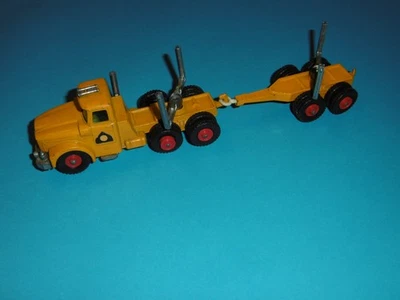 MODELLINO CAMION  CON RIMORCHIO SCAMMELL CONTRACTOR LESNEY  ENGLAND MATCHBOX - Immagine 1 di 2