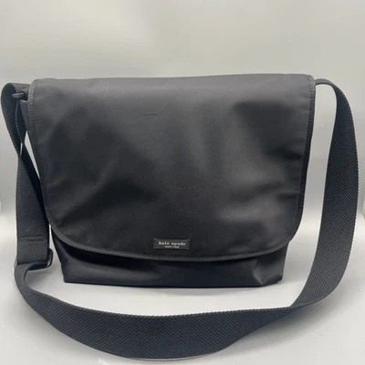 Bolso Mensajero para Laptop Kate Spade Negro Nylon Clásico Unisex Foto 1 de 4