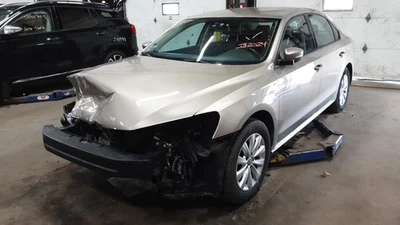 2015 Volkswagen Passat Automatic Transmission OEM 110K Miles - LKQ379724374 - Image 1 of 3