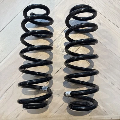 Par de muelles helicoidales de suspensión trasera originales Skoda VW Audi 3q051111AC  Foto 1 de 4